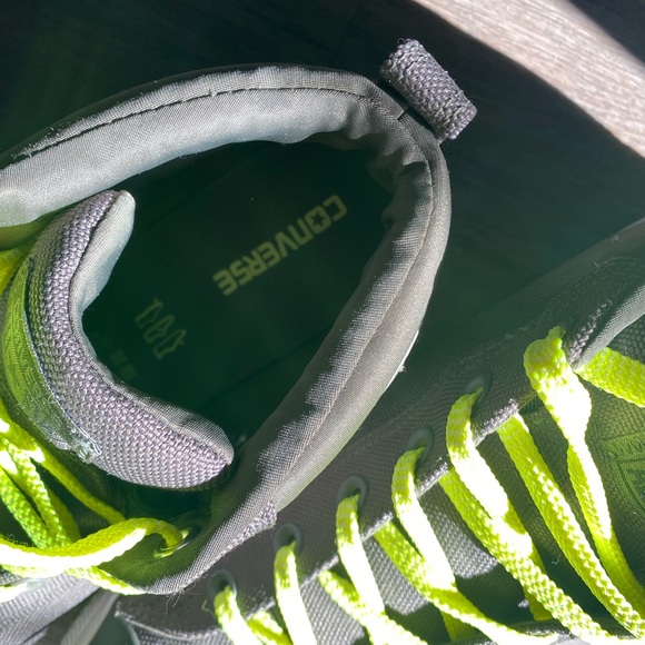 Converse - Picture 2 of 8